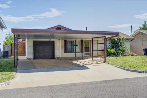 905 Astoria Dr, Moore, OK 73160