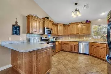 1812 Foxtail Cir, Altus, OK 73521 photo 11