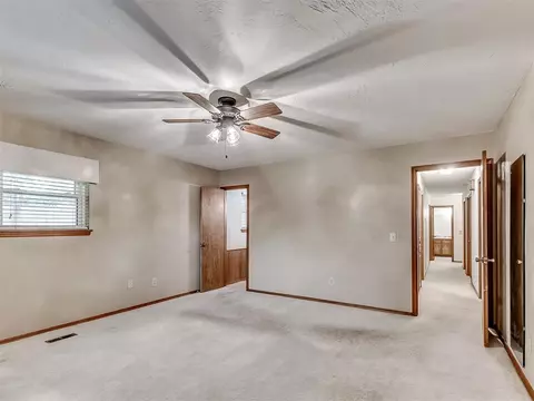 921 E 10th St, Edmond, OK 73034 photo 29