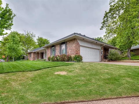 921 E 10th St, Edmond, OK 73034 photo 6