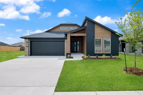616 Caladium Dr, Yukon, OK 73099