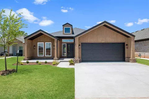 621 Argos Rd, Yukon, OK 73099