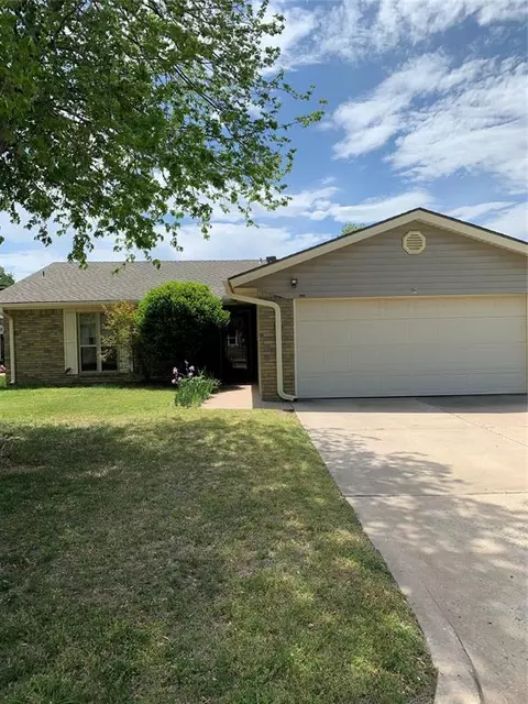 8120 NW 8th St, Oklahoma City, OK 73127