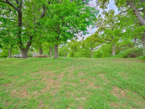 3119 N Wilburn Ave, Bethany, OK 73008