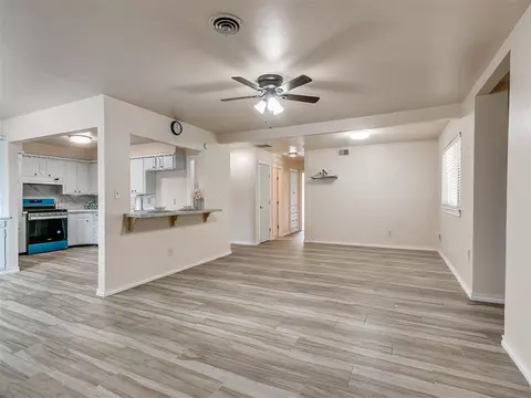 4708 Tate Dr, Del City, OK 73115