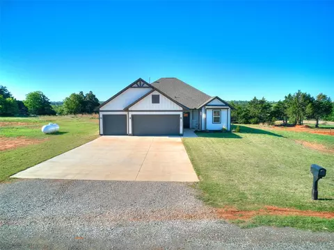 5631 Little Farms Rd, Guthrie, OK 73044