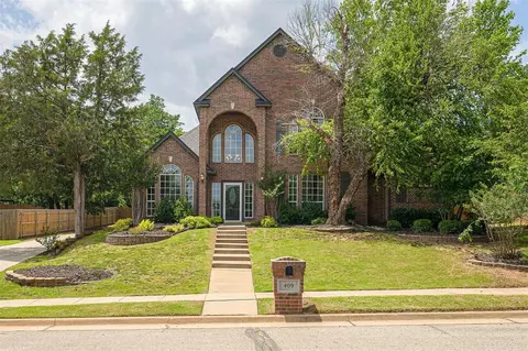 409 N Crosstimber Trl, Edmond, OK 73034