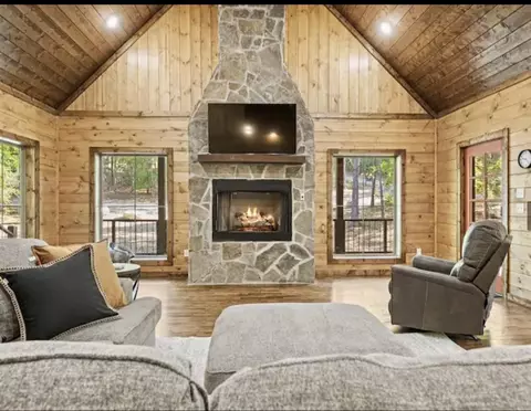 235 Bear Pine Trl, Broken Bow, OK 74728 photo 6