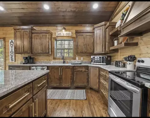 235 Bear Pine Trl, Broken Bow, OK 74728 photo 9