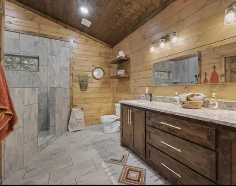 235 Bear Pine Trl, Broken Bow, OK 74728 photo 19
