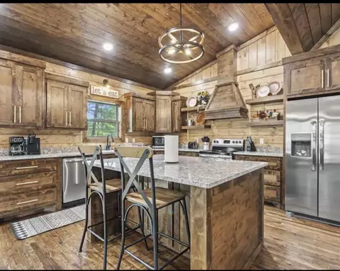 235 Bear Pine Trl, Broken Bow, OK 74728 photo 8