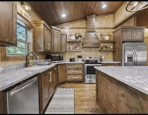 235 Bear Pine Trl, Broken Bow, OK 74728 photo 7