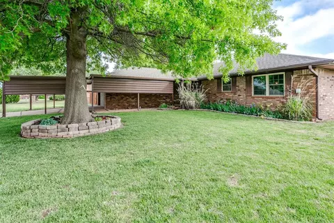 224 N Westminster Way, Mustang, OK 73064
