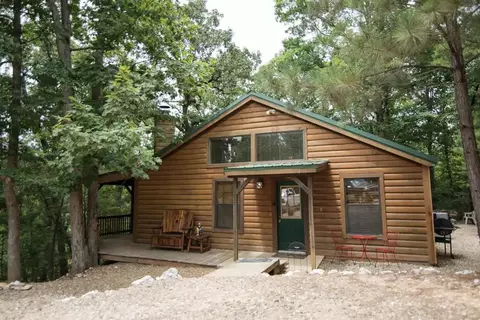 426 Split Shot Cir, Broken Bow, OK 74728