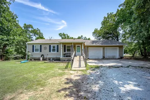 41 Austin Dr, Tecumseh, OK 74873