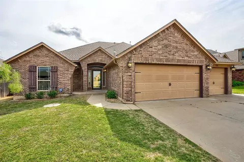 728 Evening Dr, Yukon, OK 73099 photo 1