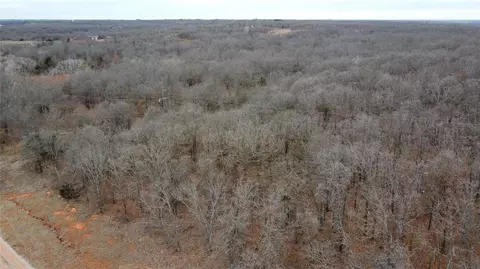 29534 Sunset Dr, Tecumseh, OK 74873