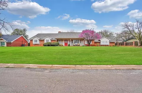 605 Terrace Dr, Hobart, OK 73651