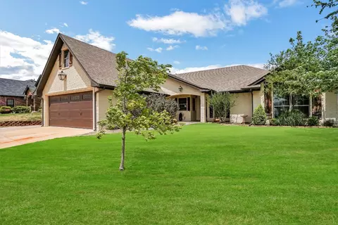 121 Eagle Cir, Elk City, OK 73644