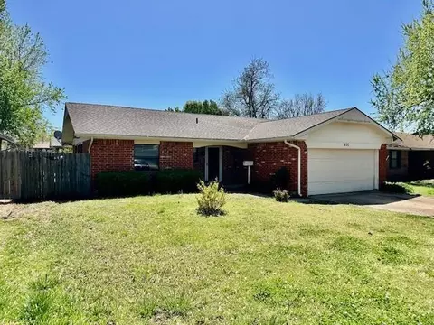 600 Annawood Dr, Yukon, OK 73099