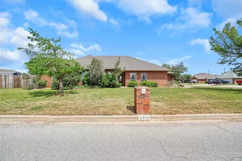 2910 Hunter Pointe, Altus, OK 73521