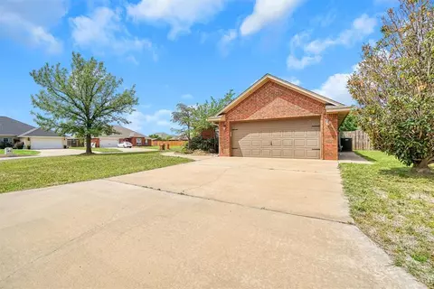 2910 Hunter Pointe, Altus, OK 73521 photo 5