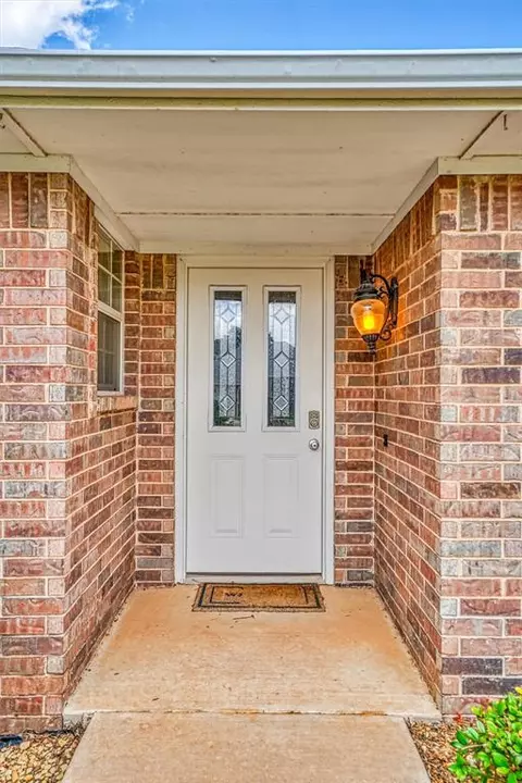 1805 Hunter Pointe Cir, Altus, OK 73521 photo 4