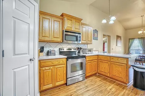 1805 Hunter Pointe Cir, Altus, OK 73521 photo 18