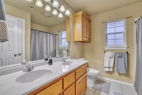 1805 Hunter Pointe Cir, Altus, OK 73521 photo 29
