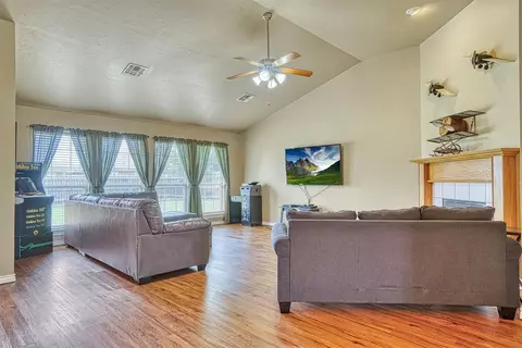 1805 Hunter Pointe Cir, Altus, OK 73521 photo 6