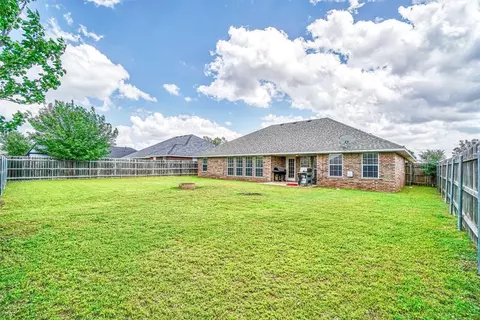 1805 Hunter Pointe Cir, Altus, OK 73521 photo 37
