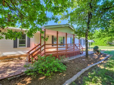 3102 Fox Trail Rd, Edmond, OK 73034