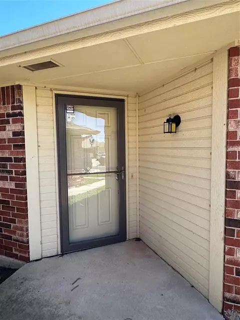 3614 Ellis Ave, Moore, OK 73160 photo 3