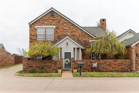 11713 Springhollow Rd, Oklahoma City, OK 73120