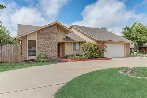 13101 Moccasin Ln, Oklahoma City, OK 73170