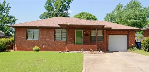 1307 N Broad St, Guthrie, OK 73044