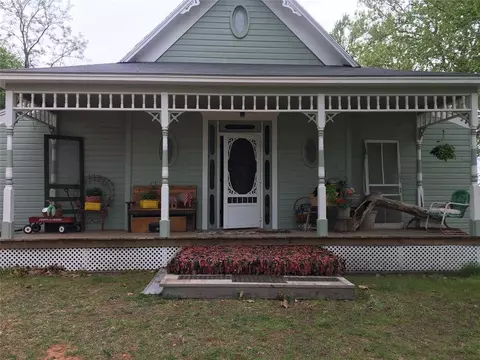 201 E Lawrence St, Wynnewood, OK 73098