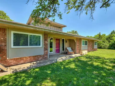 8905 Etowah Rd, Noble, OK 73068