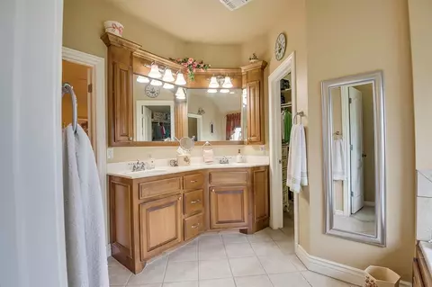 Undisclosed, Harrah, OK 73045 photo 23