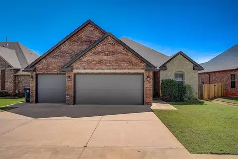 1900 Wheatfield Ave, Yukon, OK 73099