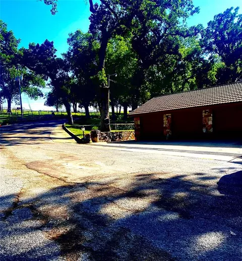 1498 E Interstate Dr, Norman, OK 73072 photo 47