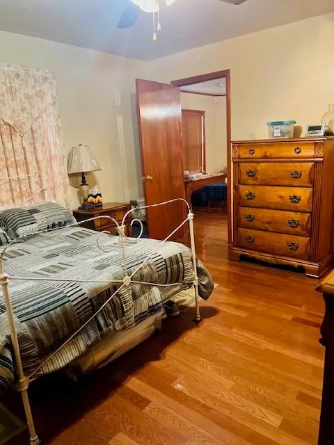 227 E 3rd St, Carnegie, OK 73015 photo 19