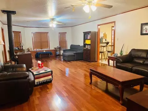 227 E 3rd St, Carnegie, OK 73015 photo 14
