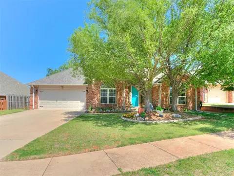 749 Gallant Fox Ct, Edmond, OK 73025