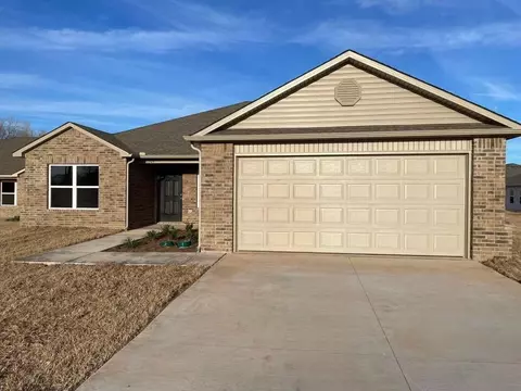 1309 Pearl Ct, Noble, OK 73068