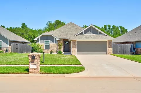 1727 W Blake Way, Mustang, OK 73064