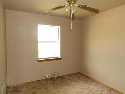 2225 E Meandering Way, Ada, OK 74820 photo 14