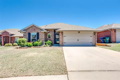 2408 Shell Dr, Midwest City, OK 73130