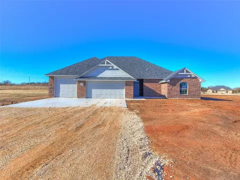 2116 E Iron Tire Dr, Stillwater, OK 74074