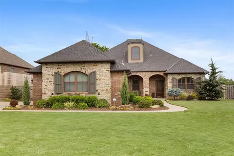 3501 Dornoch Dr, Edmond, OK 73034